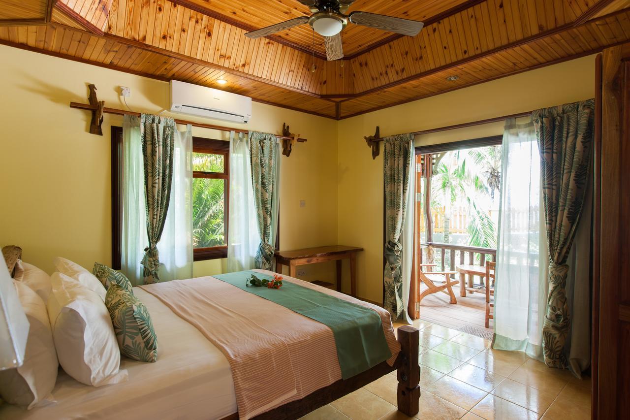 Anse Severe Beach Villas La Digue Exterior photo